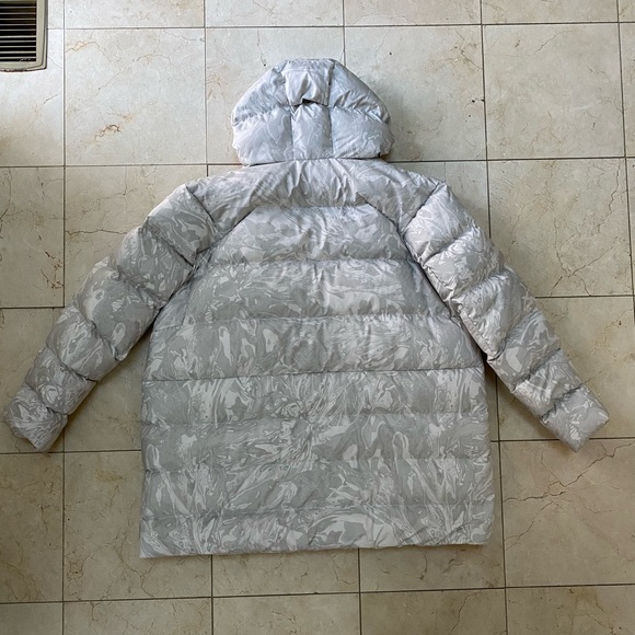 NWOT Men’s Lululemon Down Puffer Jacket - Picture 11 of 16